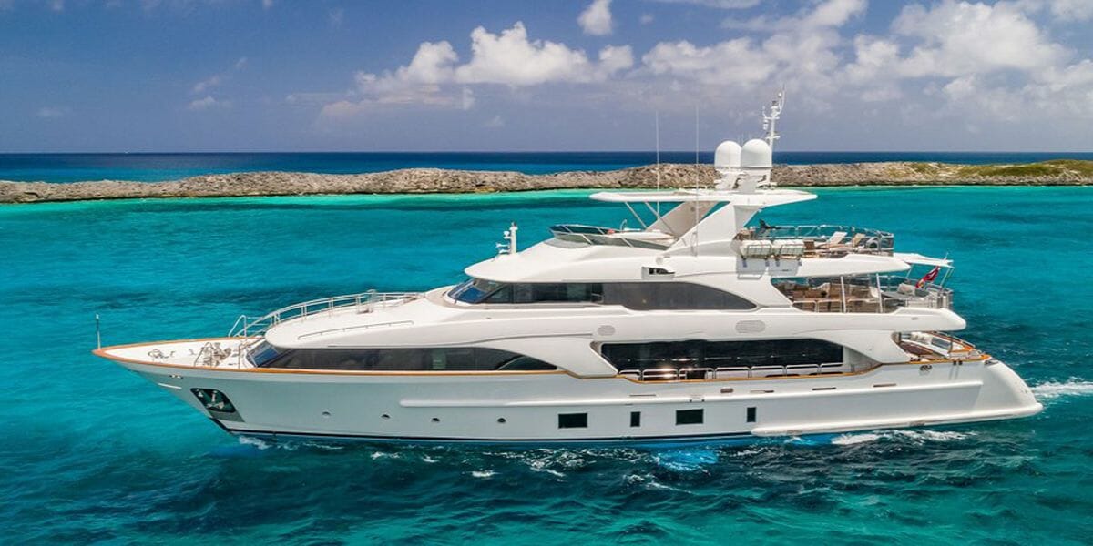 Holiday Yachting Etiquette and Attire