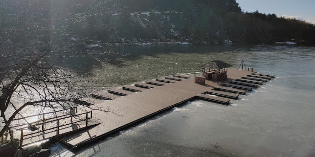 Stay safe and warm with our winter kayaking guide. Learn essential gear, safety tips, and the best destinations for cold-weather paddling adventures.